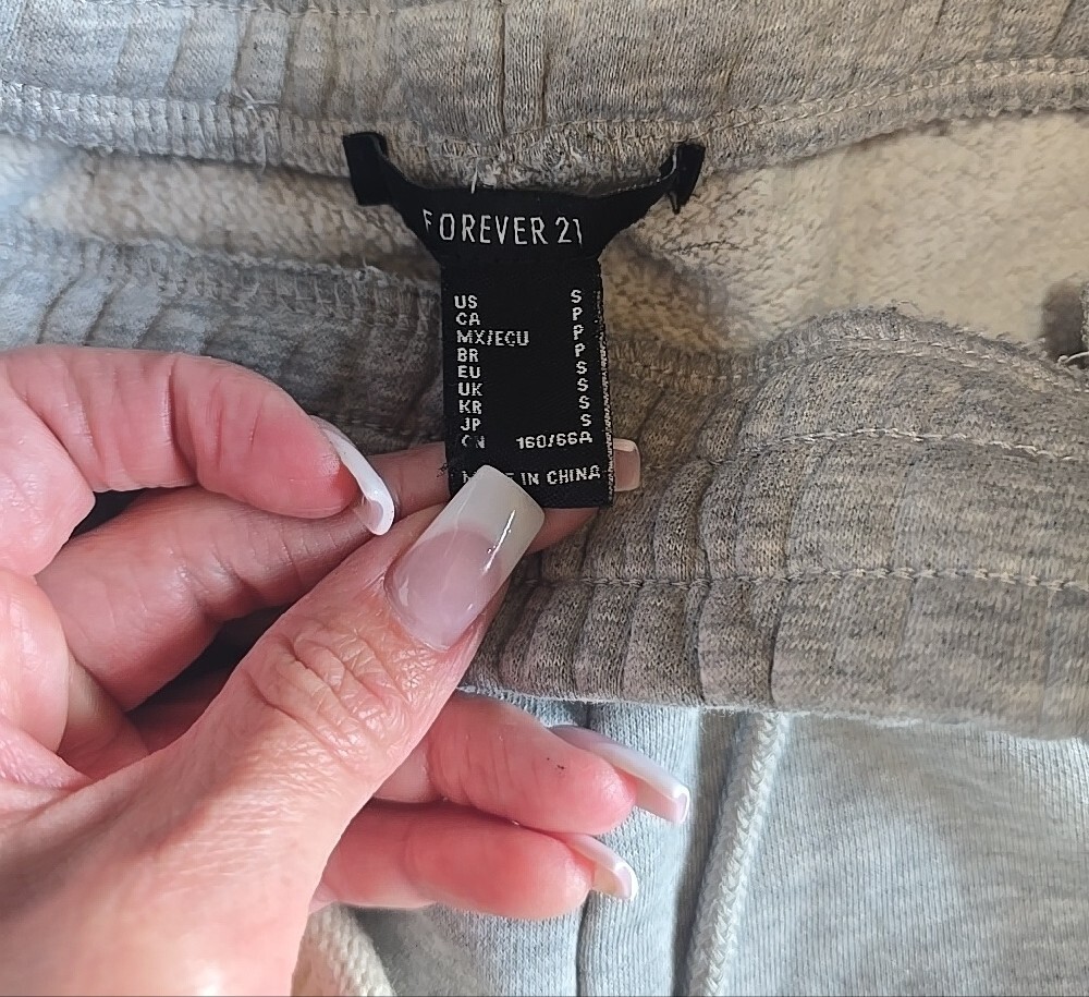 Forever 21 Soft Grey Drawstring Sweatpants - Picture 2 of 2